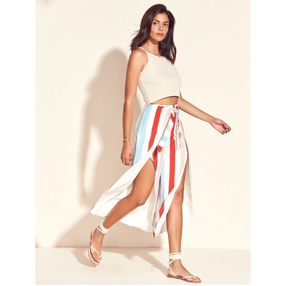 Lovers + Friends Front Slit Pants - Picture 4 of 8